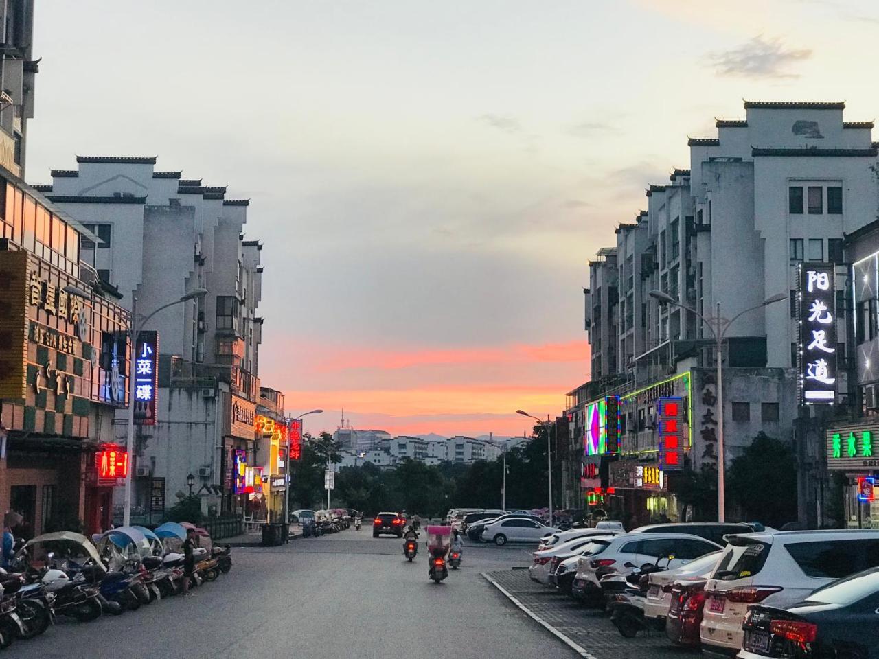 Spring Breeze Boutique Guest House Wuyuan Εξωτερικό φωτογραφία